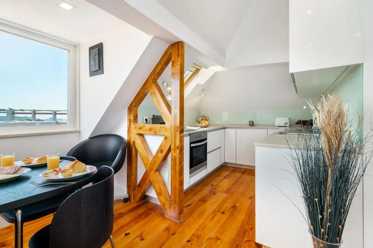 Whome | Premium River View Apartment Lisboa